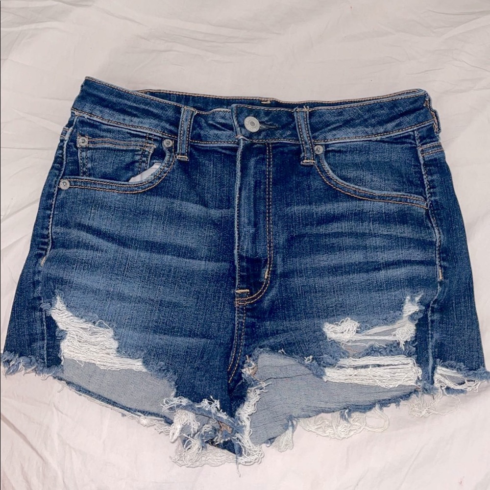 High waisted American Eagle jean shorts !